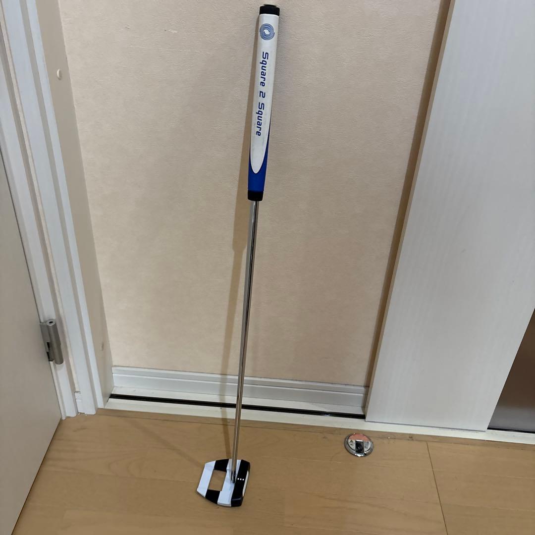 ODYSSEY Square 2 Jailbird パター