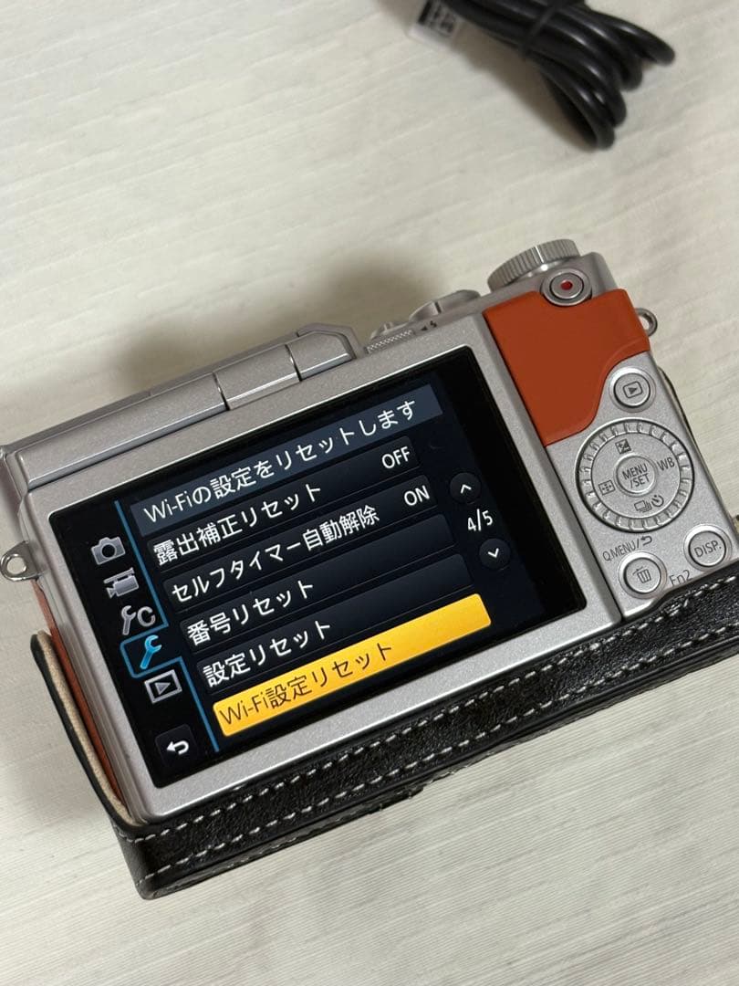 Panasonic LUMIX G DC-GF9W ミラーレス 4k