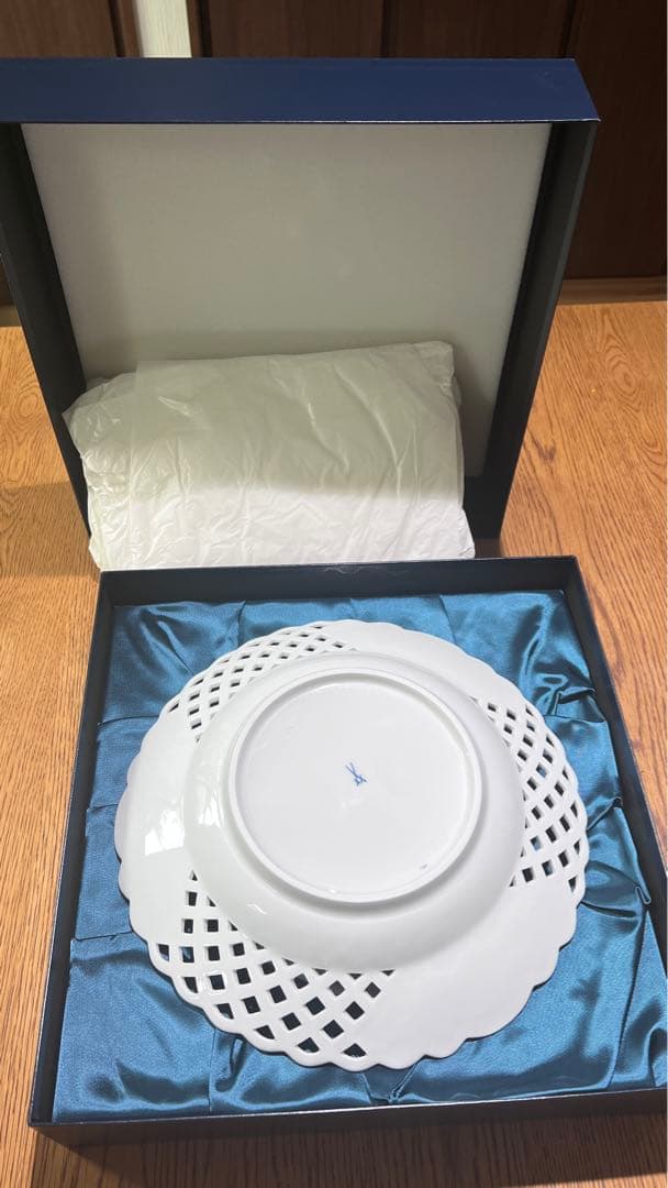 お値下げしました ◆新品未使用マイセン ブルーオニオン メッシュプレート 大皿