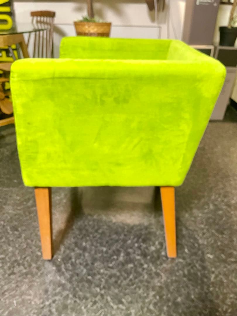 ③グリーン ソファー 椅子 1人がけ スウェード生地　オシャレ