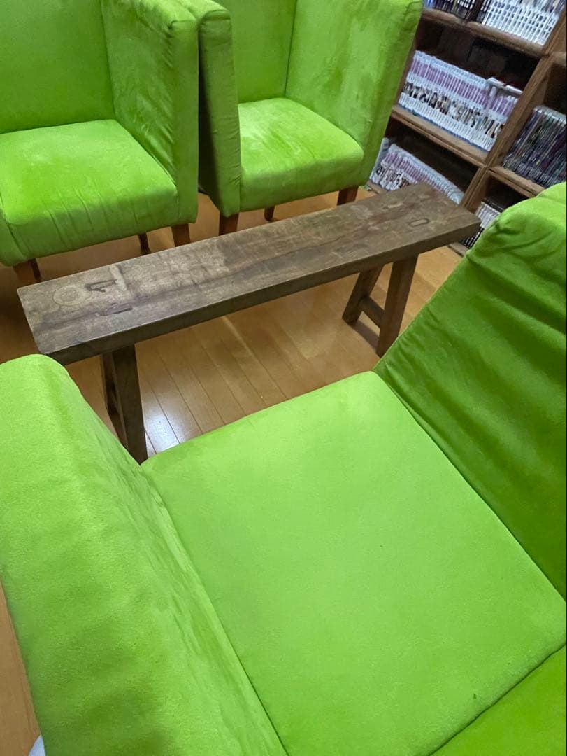 ③グリーン ソファー 椅子 1人がけ スウェード生地　オシャレ