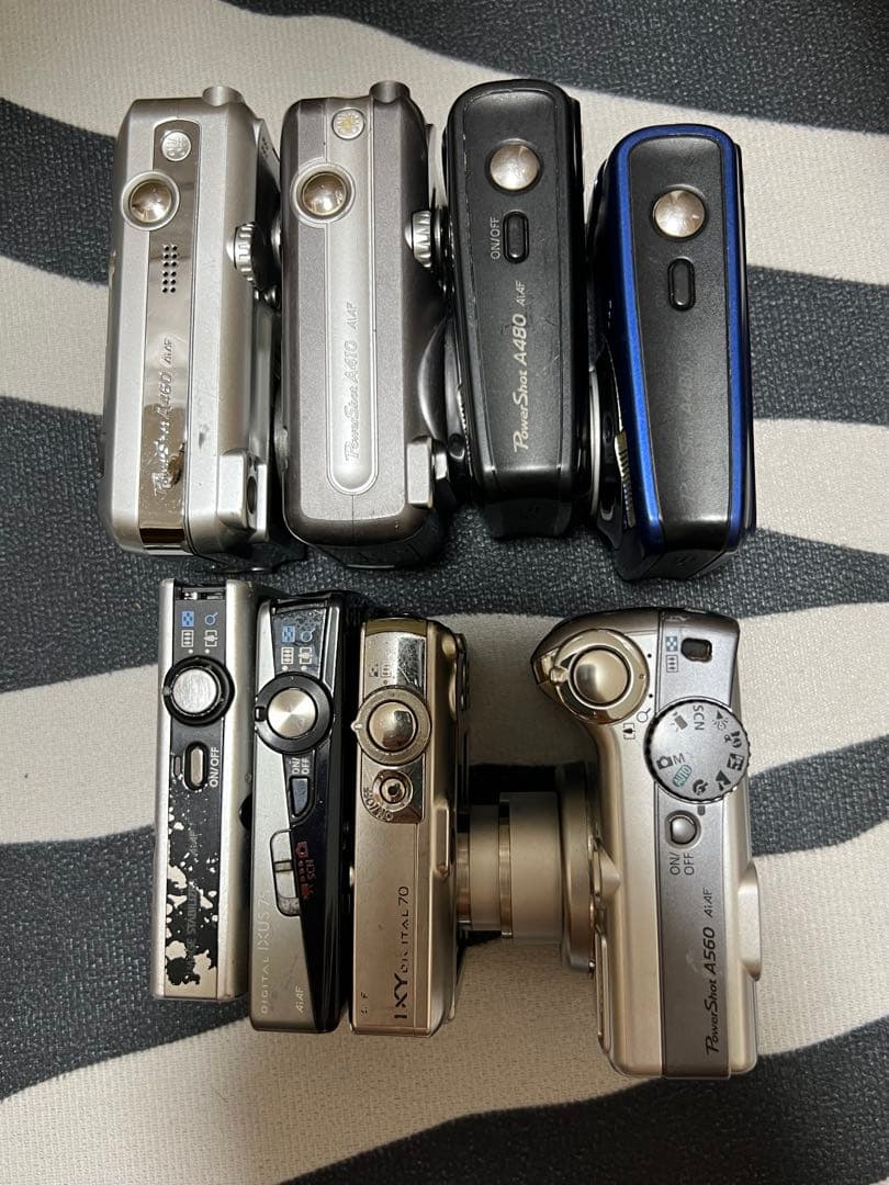 Canon キャノン　デジタルカメラ　8台　動作未確認　ジャンク　修理用①