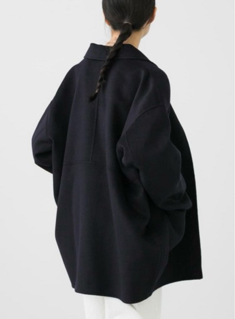 【美品】かぐれ　kagure ウールステンカラーショートコート　ネイビー