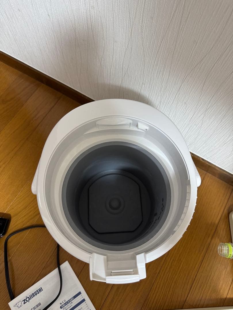 象印 EE-RT35 スチーム式加湿器 2024年製 ホワイト