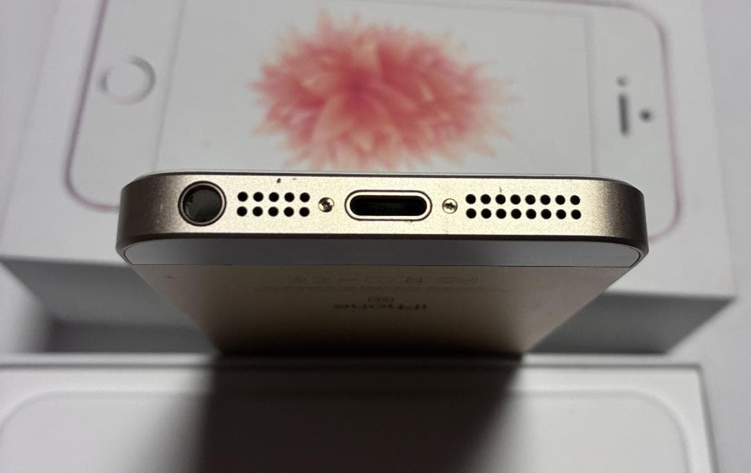 iPhone SE 第1世代　128GB ゴールド　SIMフリー