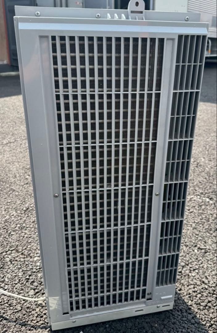 コロナ　窓用エアコン CWH-A 1822 2022年製冷暖房機能付き ホワイト