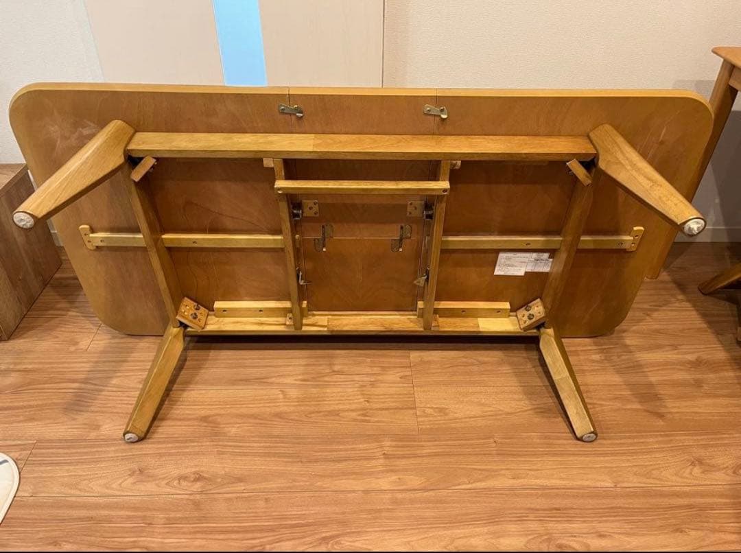 ニトリ 伸縮式テーブル 幅120-150cm