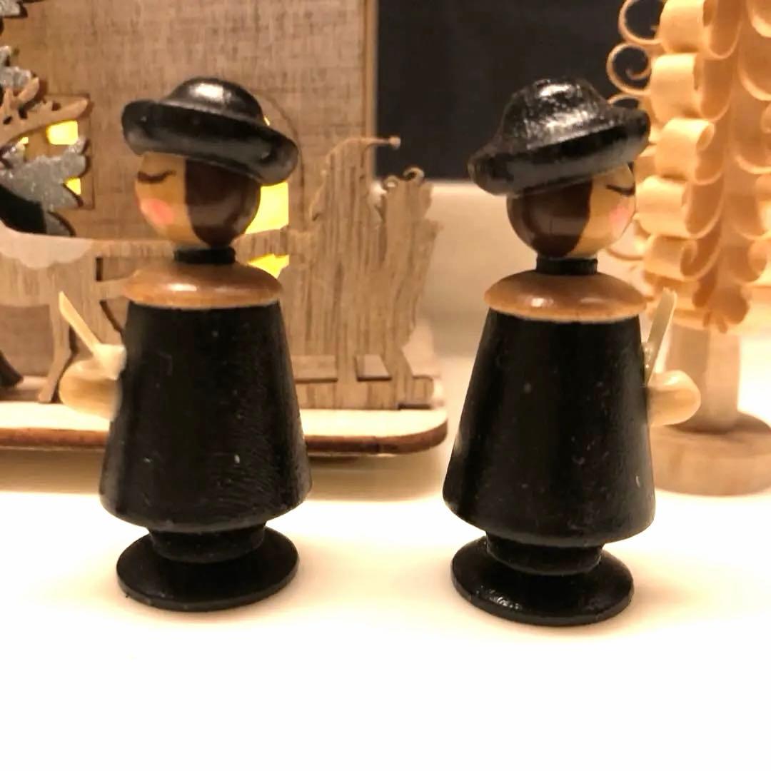 未使用　ドイツエルツ山地　木工民芸品ヴィンテージ　5名聖歌隊　削り木2本