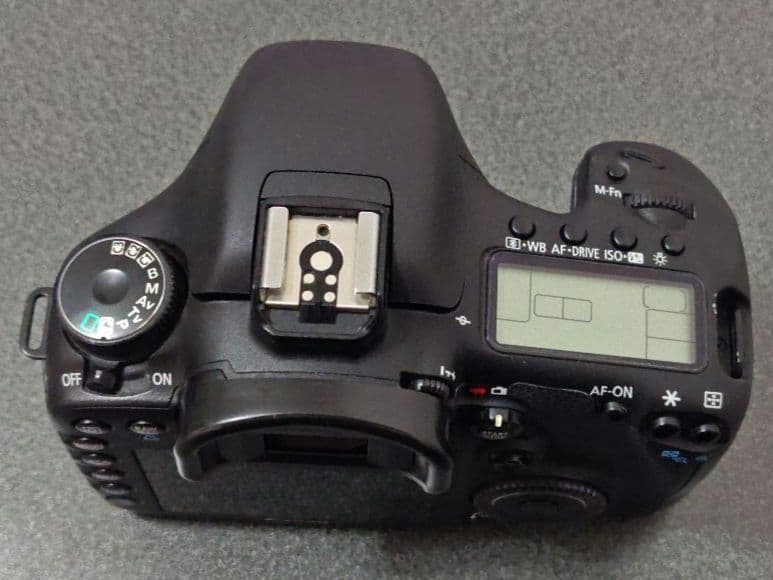 デジタルカメラ Canon EOS 7D+BG-E7