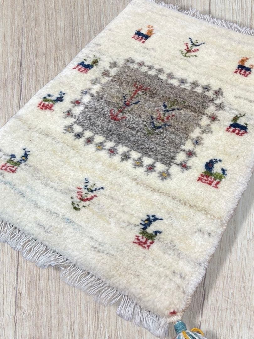 ギャッベ　40cmx60cm 玄関マット　座布団　ペルシャ　本物