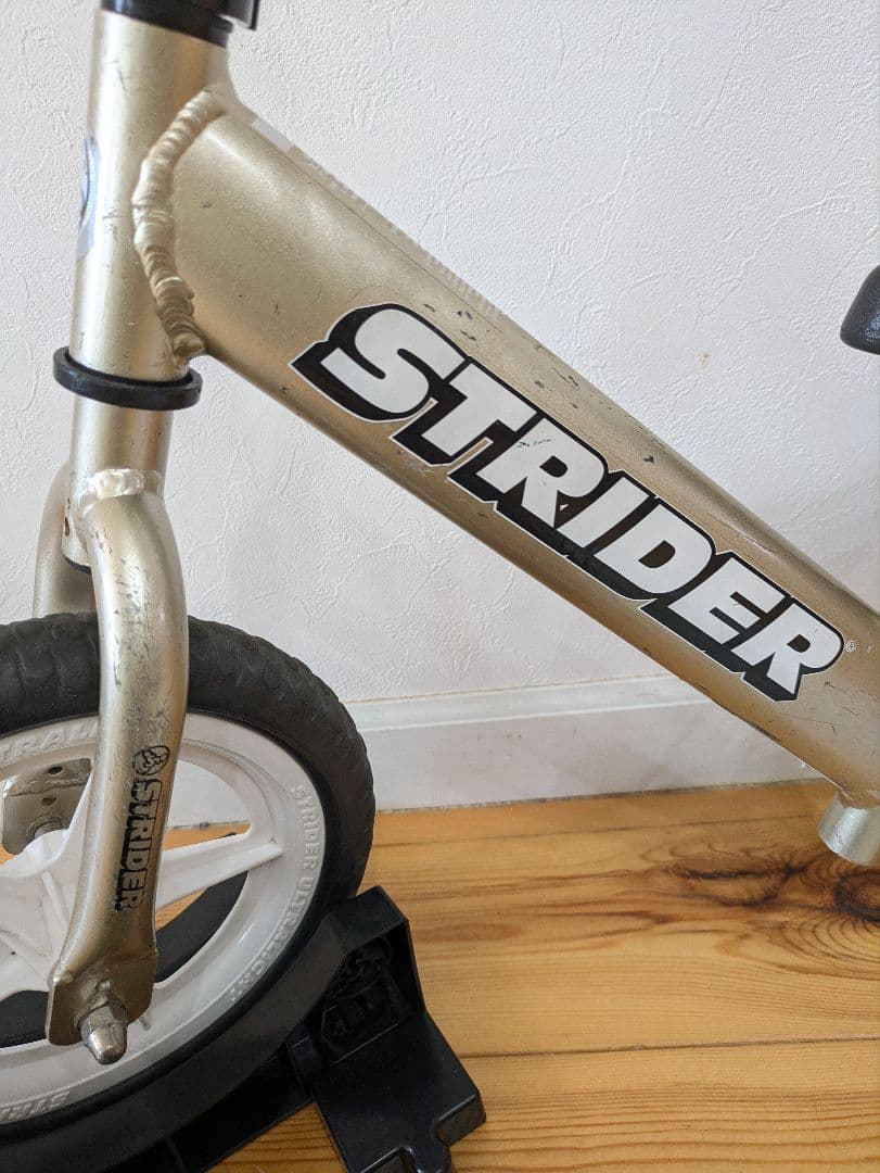 【フルセット限定モデル】STRIDER 12 PRO ゴールド バランスバイク