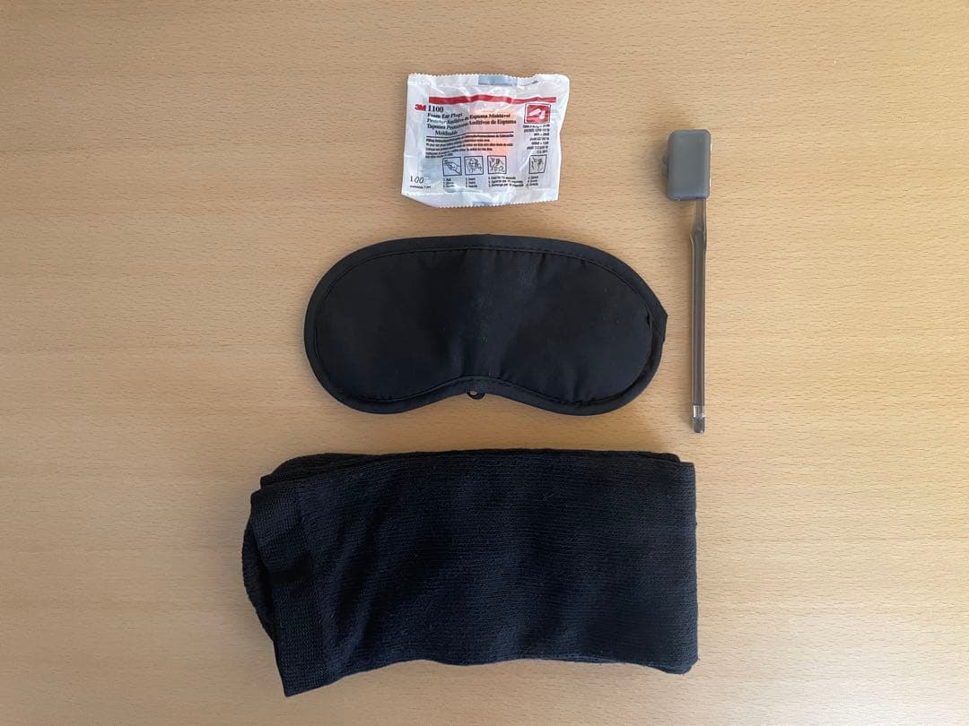 Marc NEWSONアメニティケース カンタス航空（ビジネスクラス用）