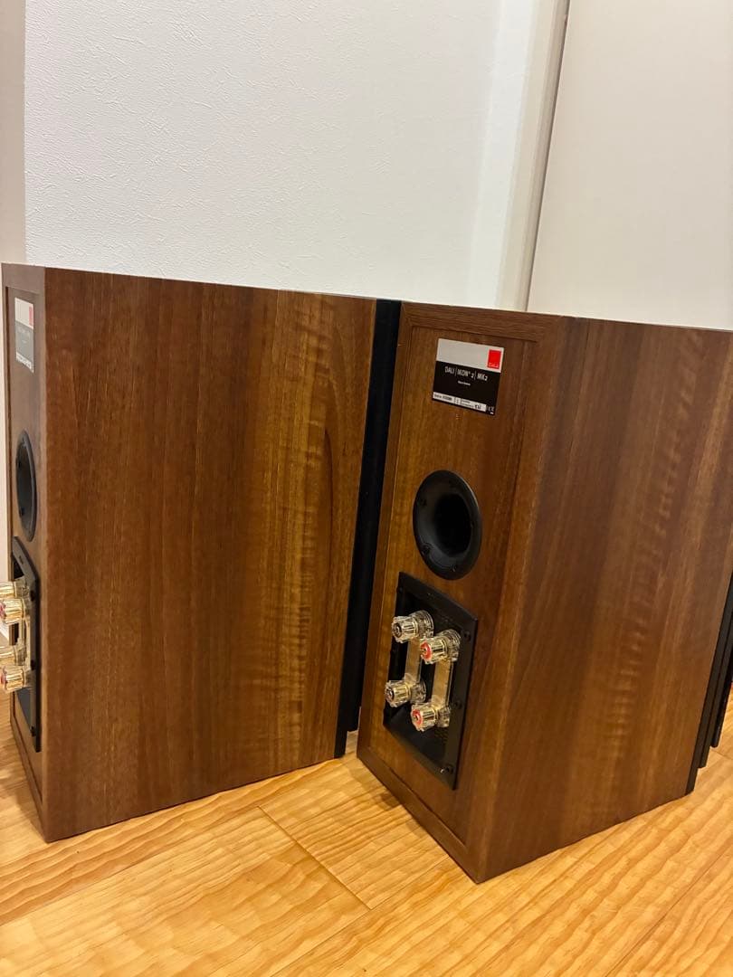 スピーカー・ウーファー DALI IKON2 MK2