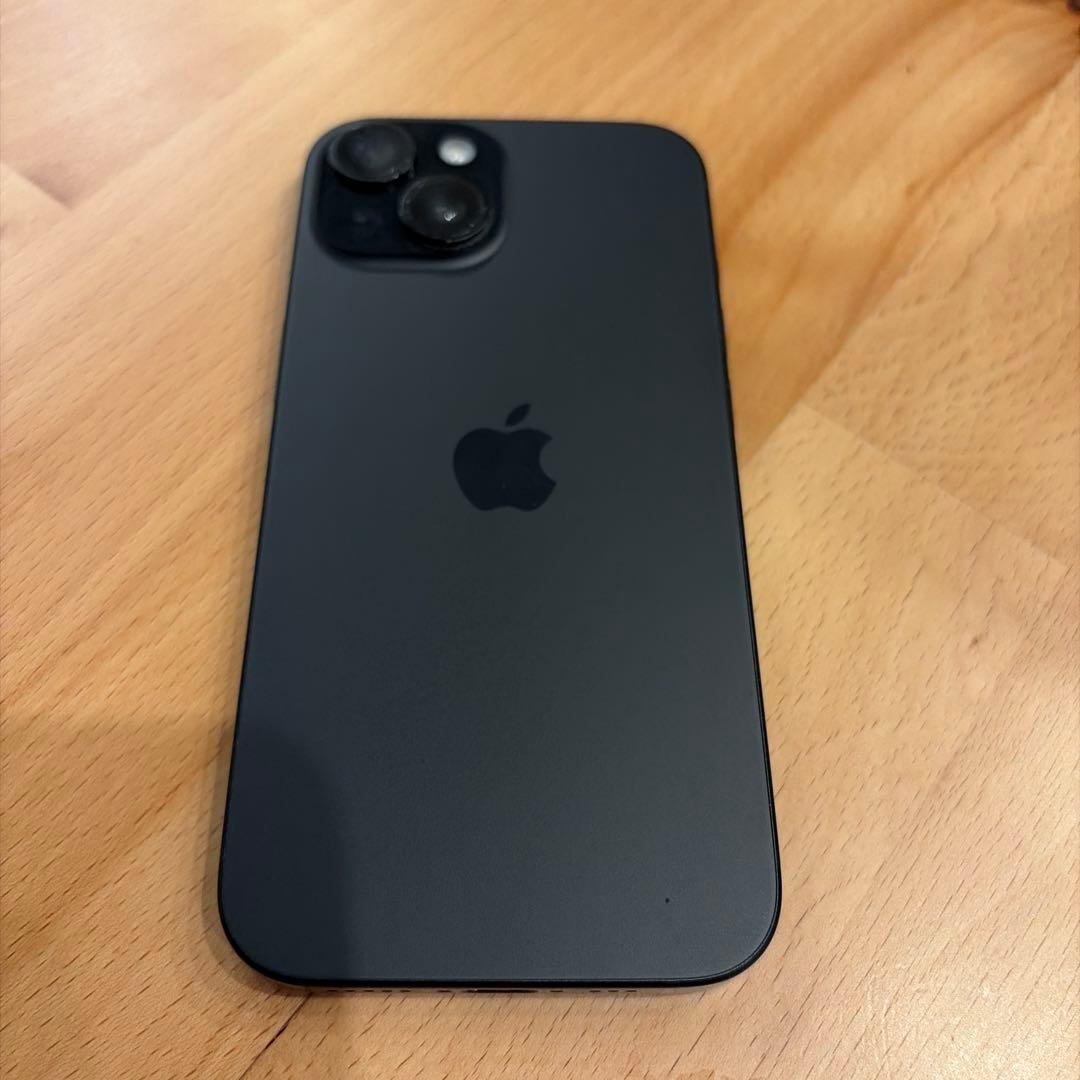 iPhone15 256G インカメラに傷ありSIMフリー