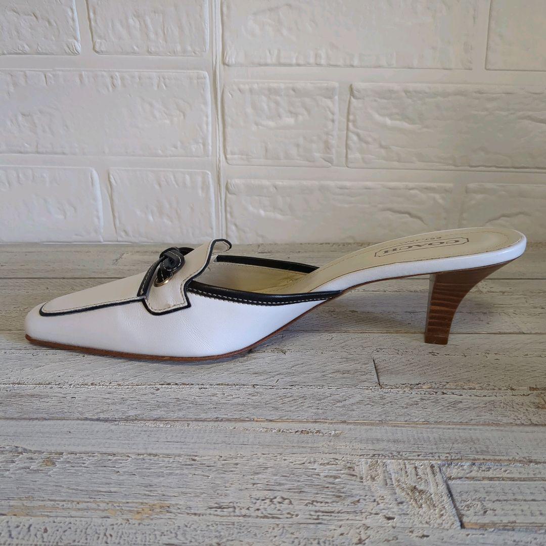 【未使用級】COACH コーチ リボン付き ミュール ホワイト 8B 25cm