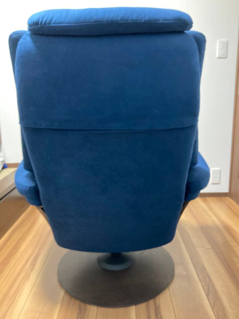 カリモク　ザ・ファースト　ネイビー リクライニングチェア 1人掛けソファ