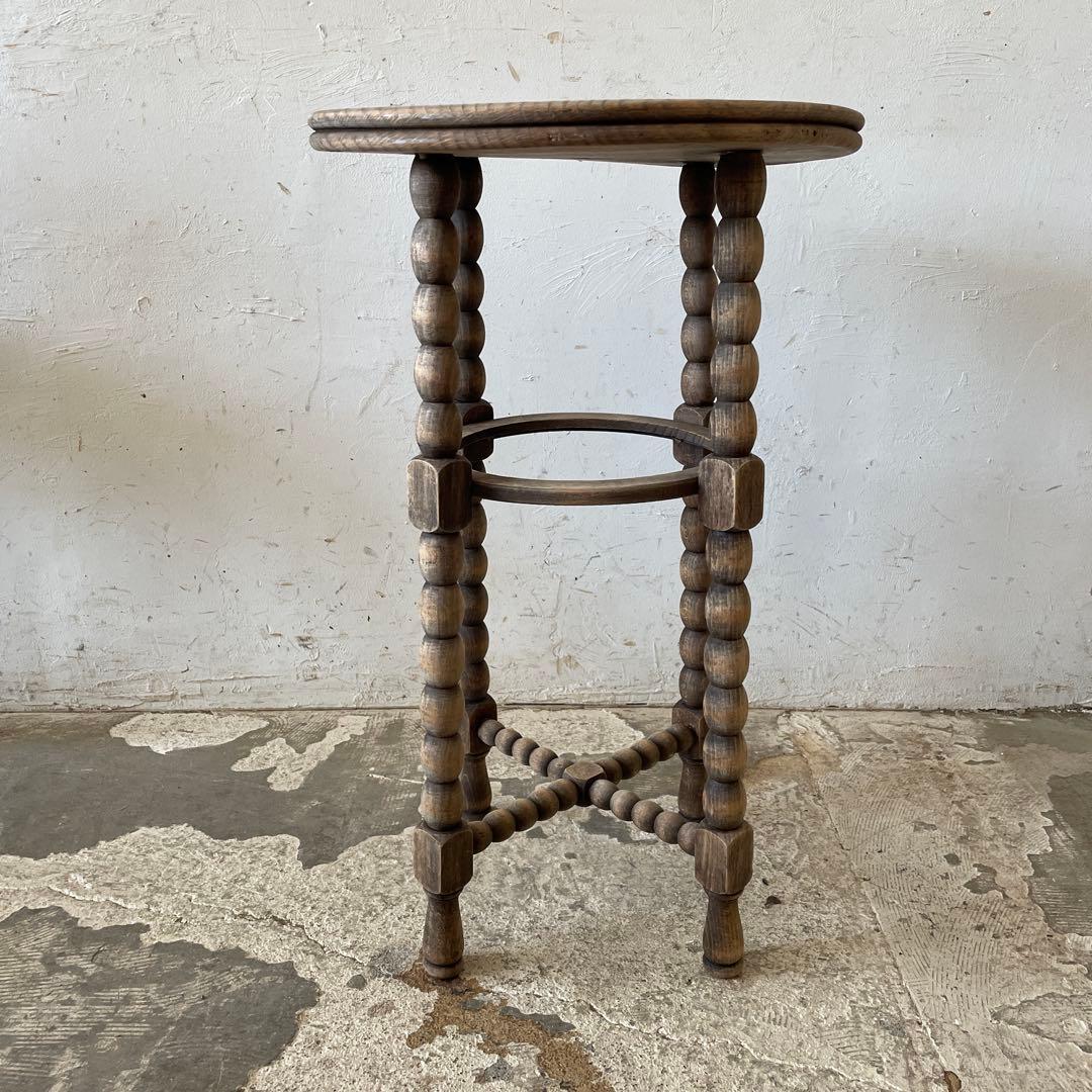 ビンテージ　ラウンドサイドテーブル 剥離