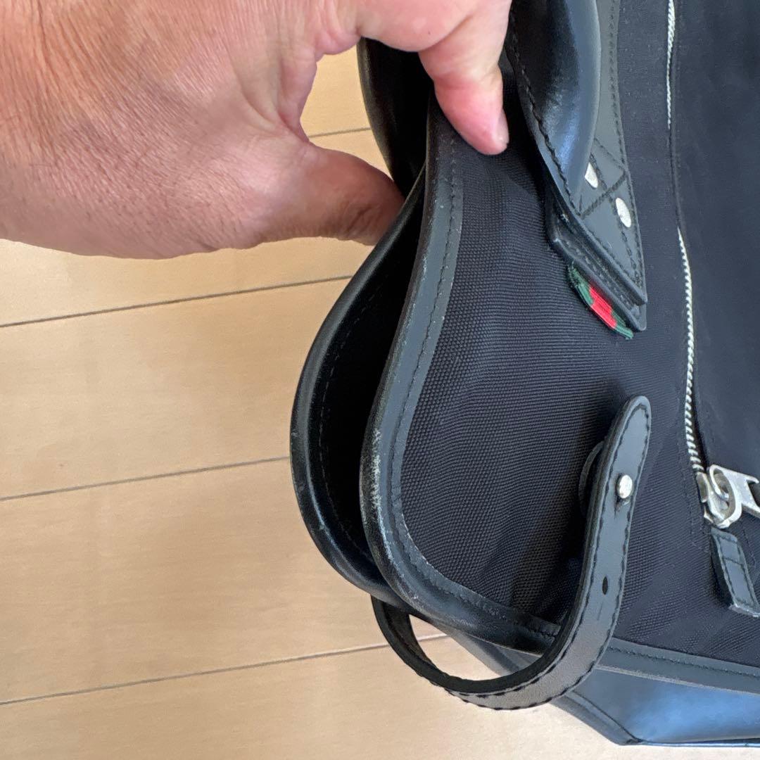 グッチ　ビジネスバッグ　シェリーライン
