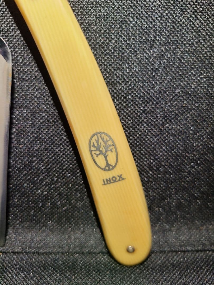 プロ理容師用剃刀　旧型　アンティーク