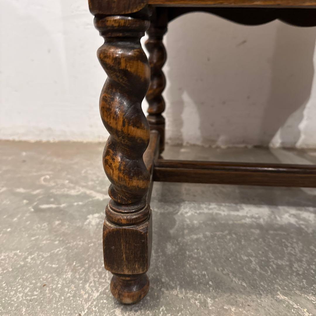 ヴィンテージ　木製サイドテーブル　扉収納付き