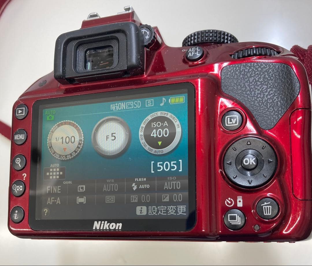 【Nikon】ニコン D3300 ダブルズームキット 赤 デジタル一眼レフカメラ