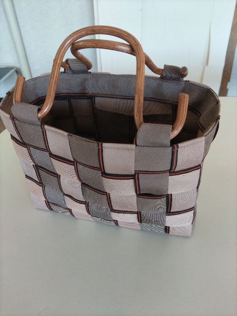 畳縁の箱編みバッグ