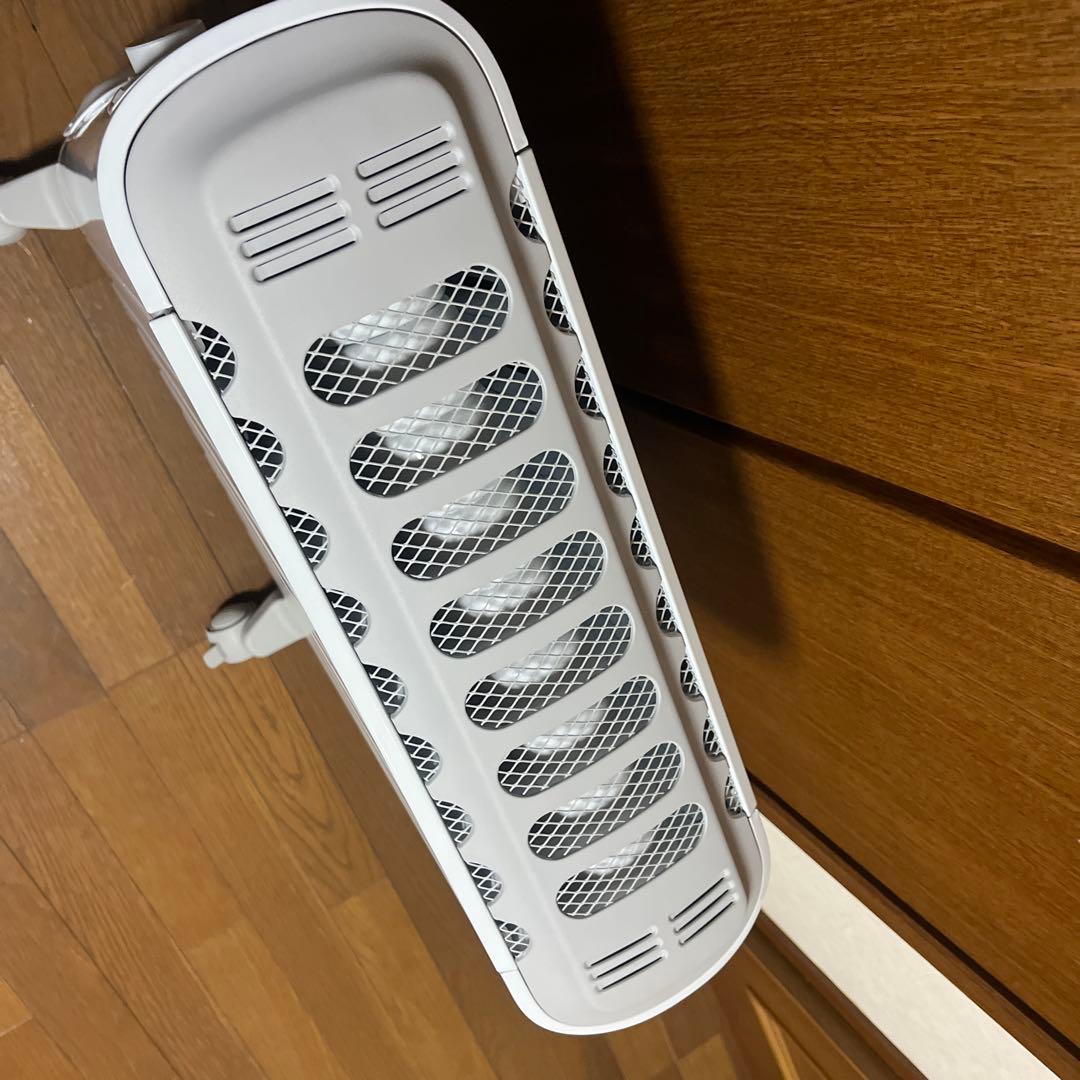 デロンギ　オイルヒーター　ベルカルド　RHJ75V0915-GY