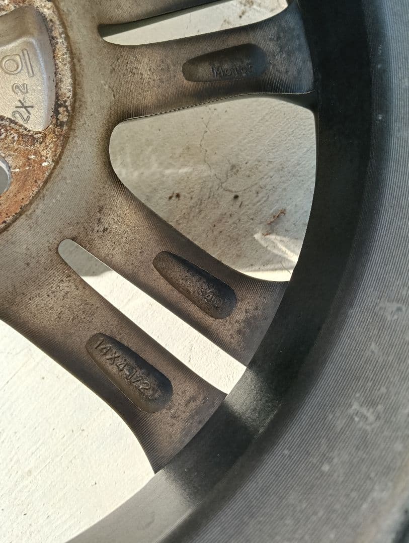 はるさま①ブリヂストンスタッドレスタイヤセット155/65R14 14インチ