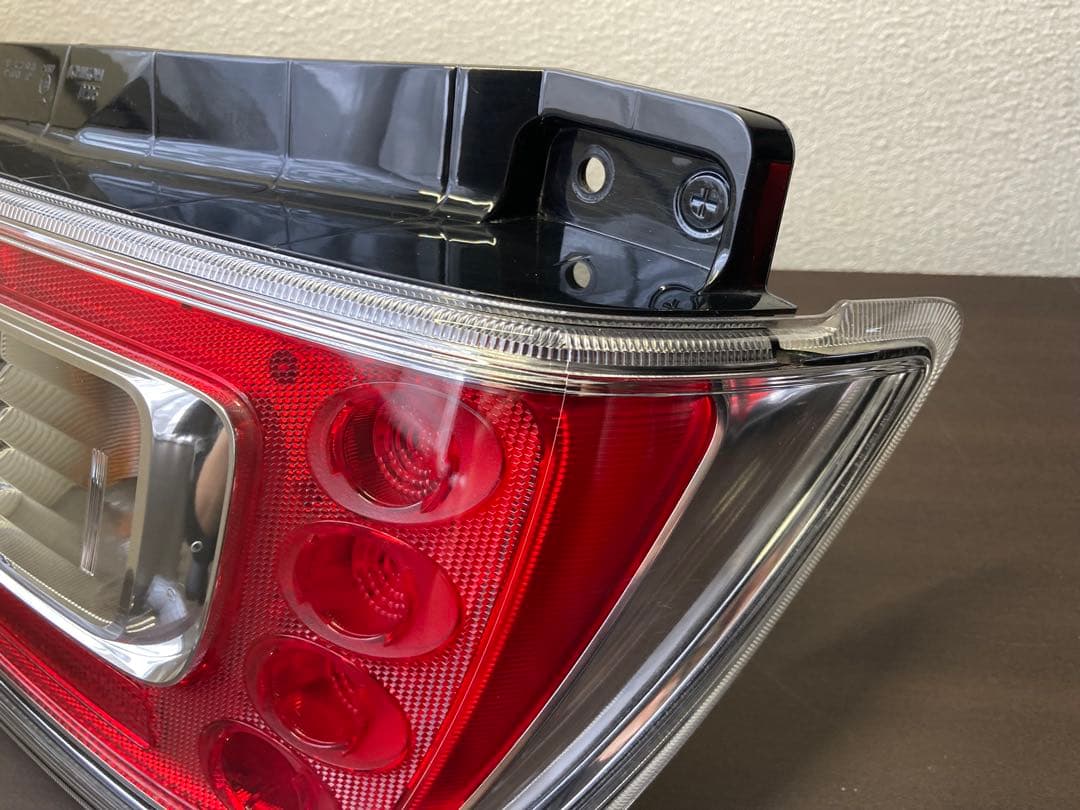 ワゴンR(MH55S) 右テールランプ