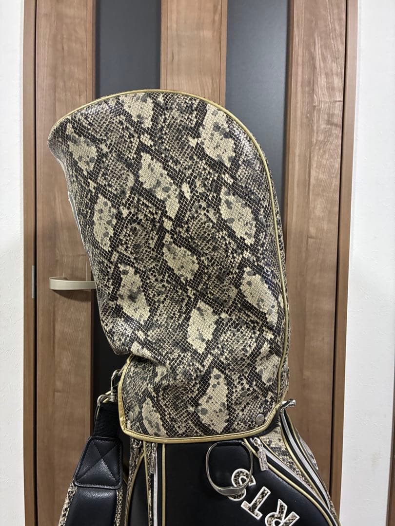 M.U.SPORT ヘビ柄 キャディバッグ