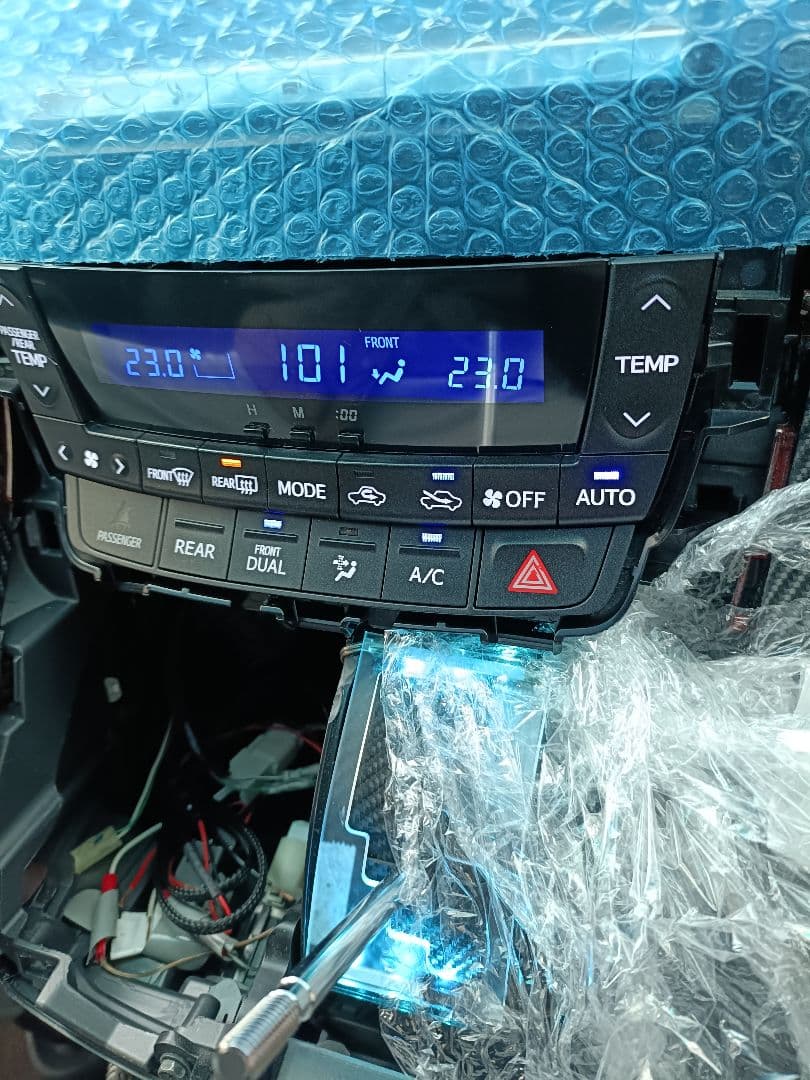 20 ヴェルファイア アルファード 後期Fエアコンスイッチ LED打ち替え品