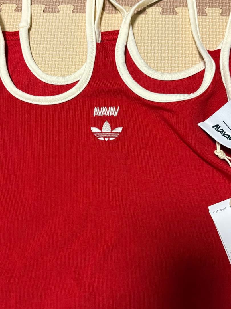 avavav adidas コラボ　クロストップ　赤　キャミソール