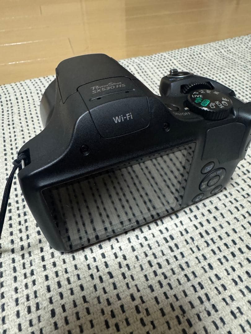 Canon コンパクトデジタルカメラ ブラック レンズキャップ付き