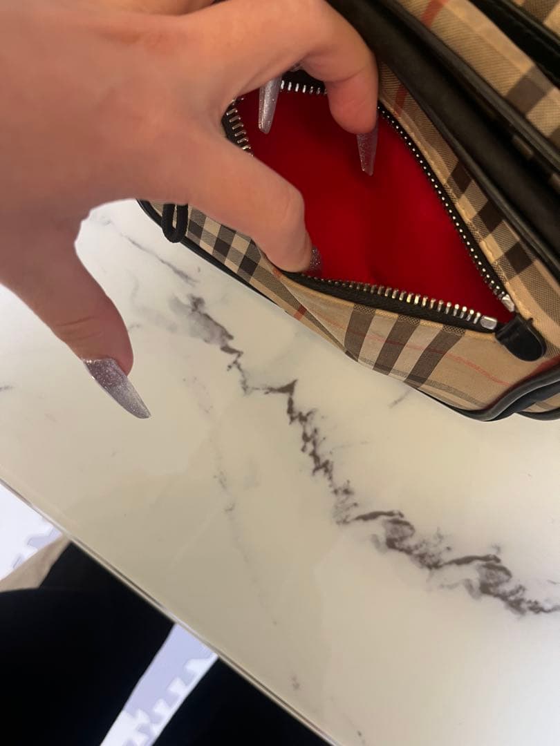 Burberry チェック柄ショルダーバッグ