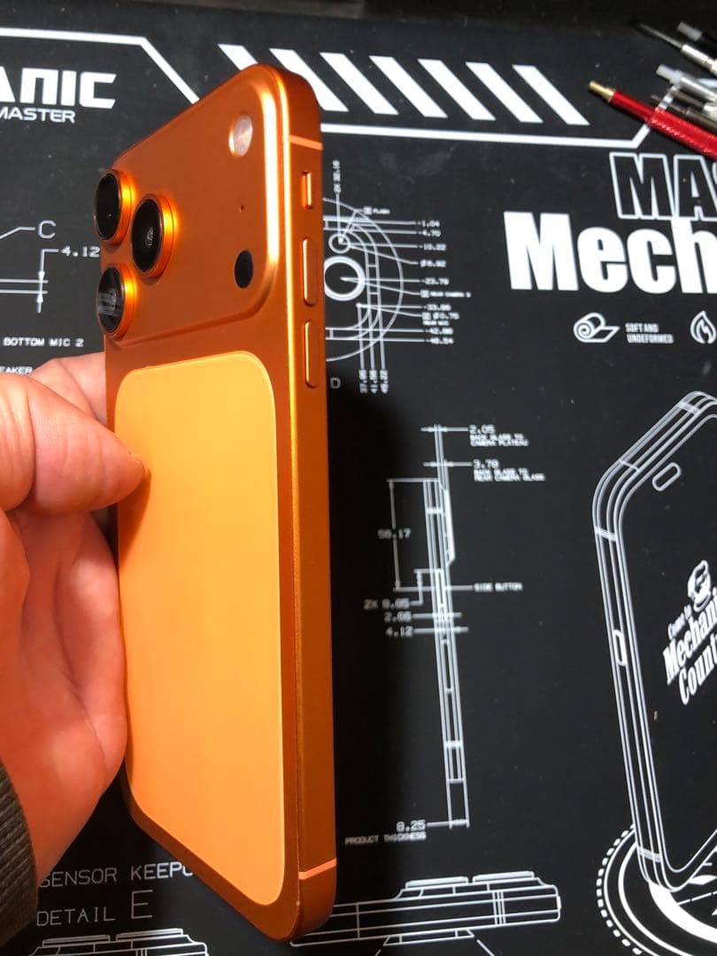 Apple iPhone 11 カスタム品 (17Pro風) 256GB