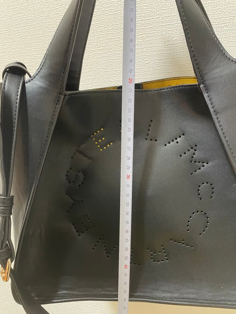 STELLA McCARTNEY ブラックショルダーバッグ