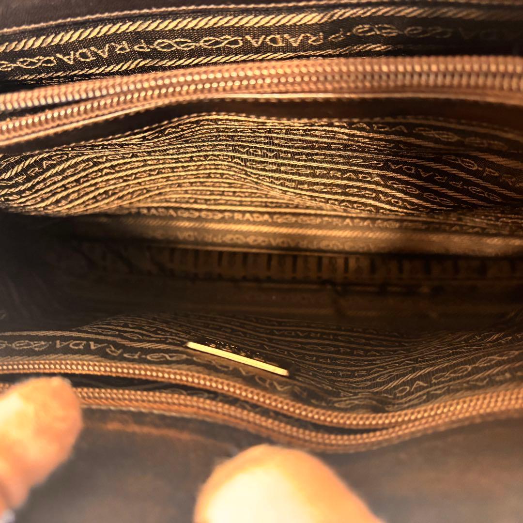 美品　PRADA ショルダーバッグ トートバッグ　レザー シリアル113