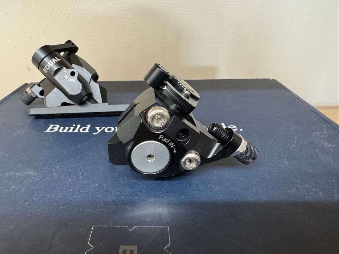 グロータック EQUAL ディスクブレーキキャリパーセット