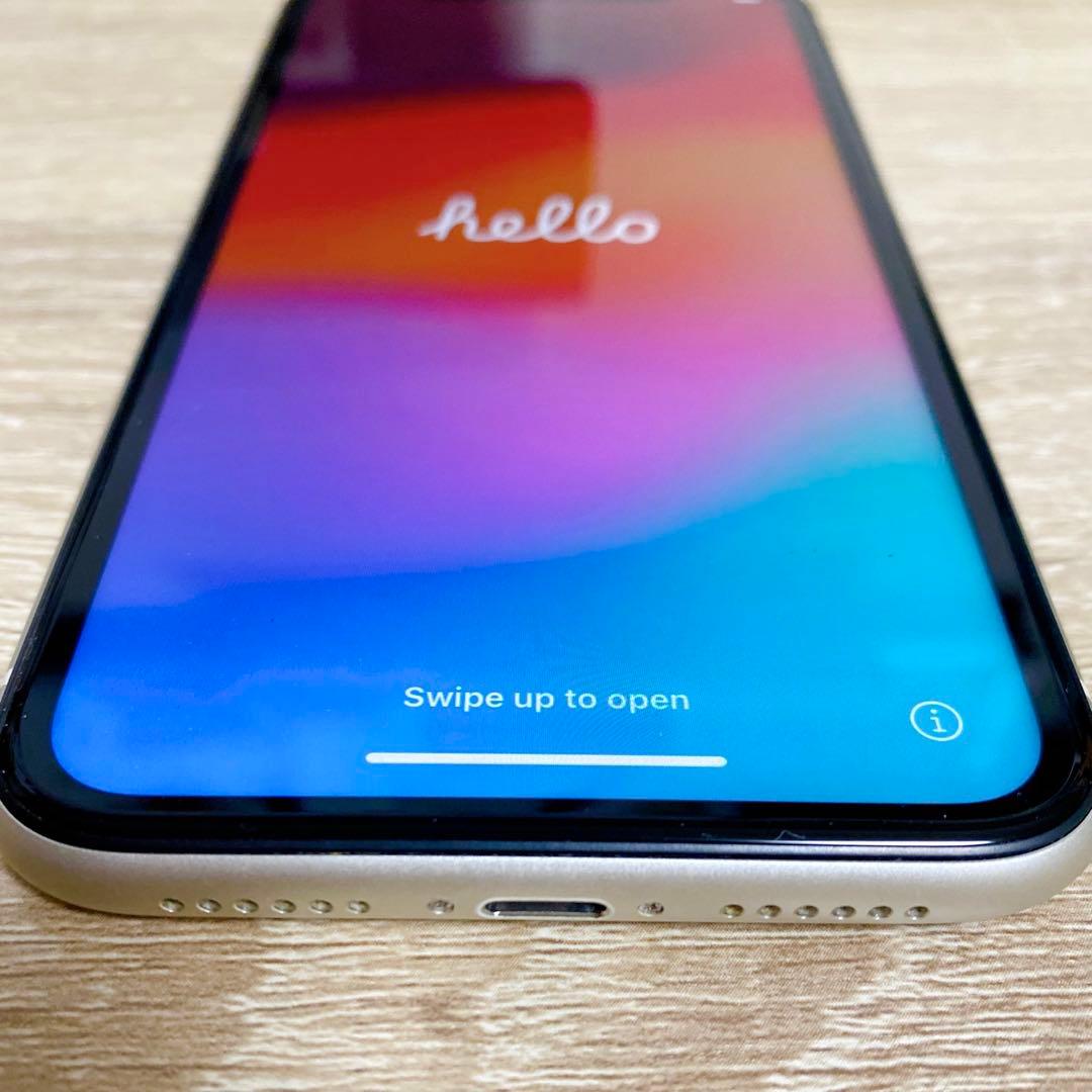iPhone 11 ホワイト 64GB SIMフリー MWLU2J/A