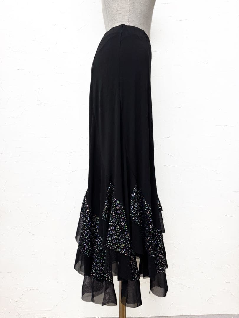 【オーロラの輝き】新品　裾2段ランダムカットフレアスカート 黒×銀スパンｐ346