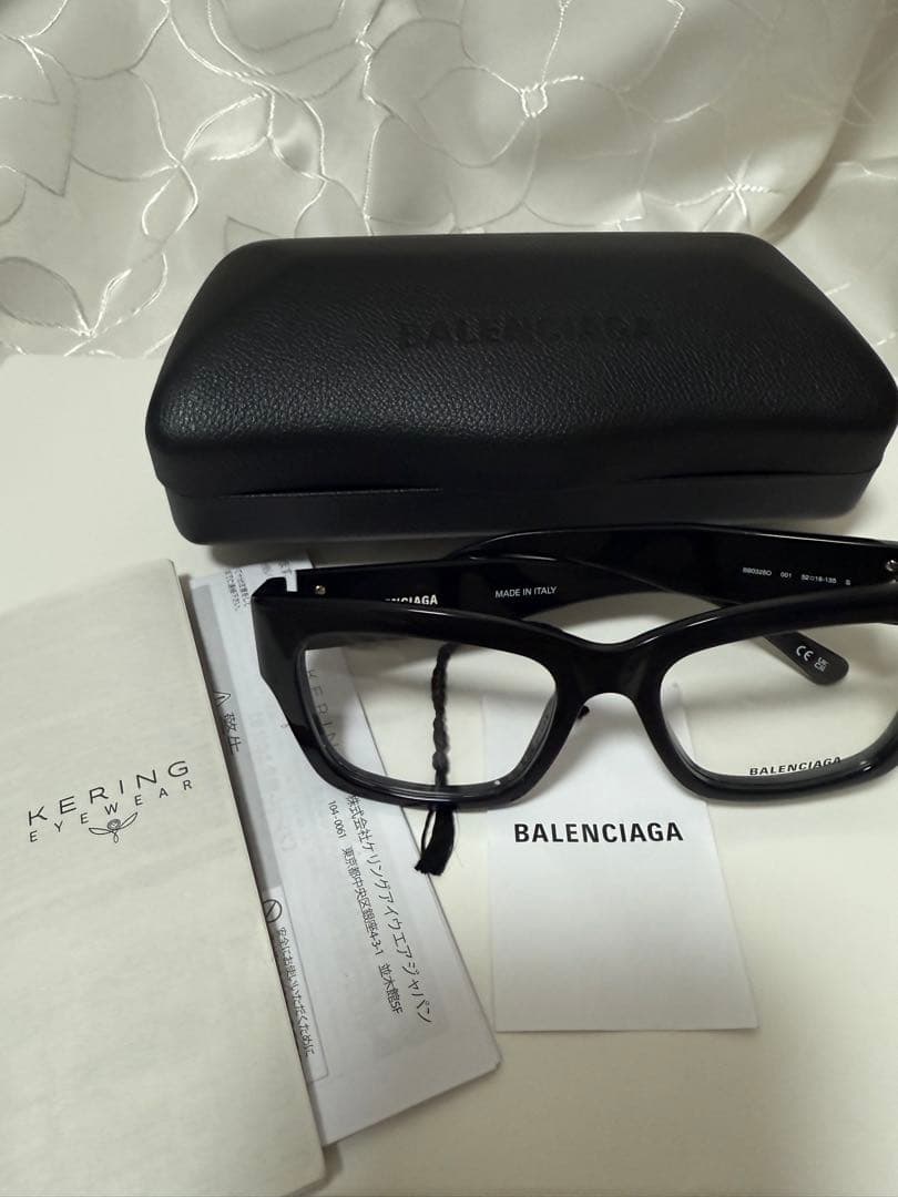 BALENCIAGA ブラックメガネケース付きレイデス/メンスokay
