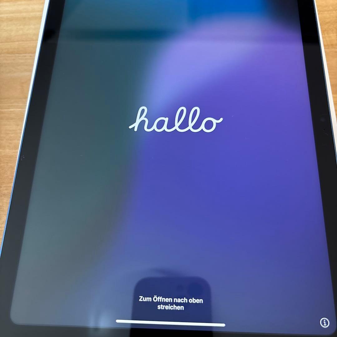 Apple iPad 10 (ブルー, 64GB) 本体