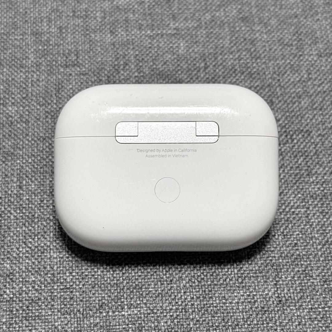 【綺麗】Apple AirPods Pro 第2世代 USB-C 充電ケース