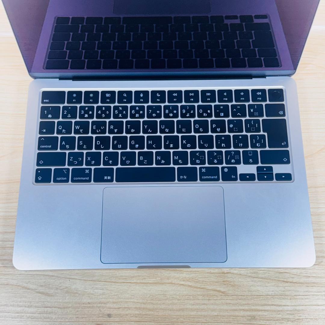 MacBook本体 P104 Apple MacBook Air M2 13inch