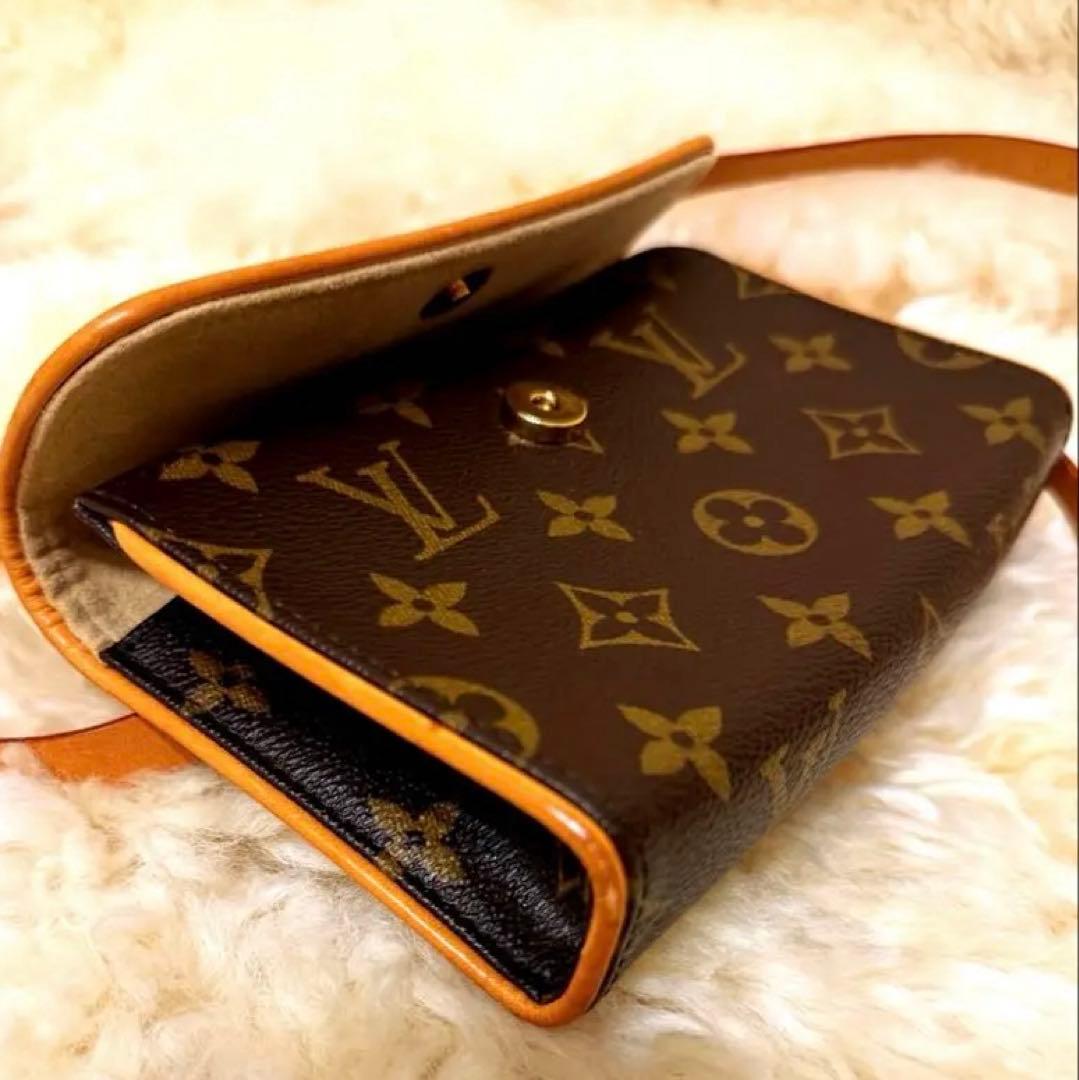 LOUIS VUITTONルイ ヴィトン　 ポシェット・フロランティーヌ