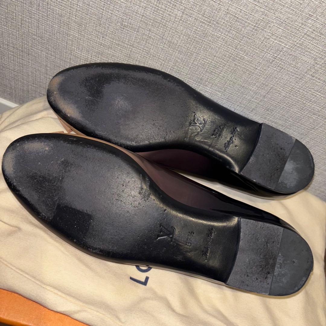 LOUIS VUITTON エナメル フラットシューズ