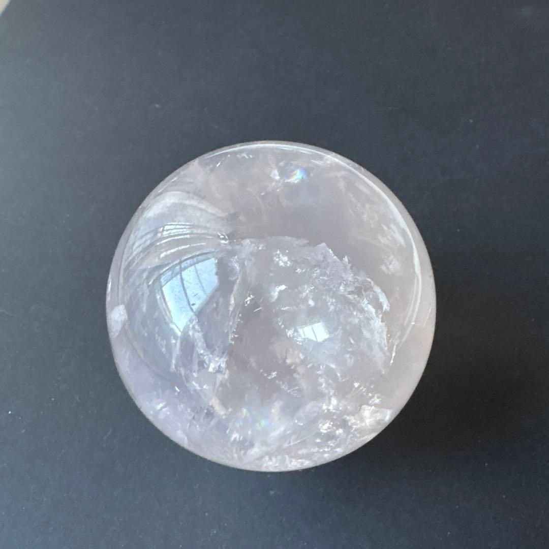 モザンビーク産　透明感！スターローズクォーツスフィア　約68.5ミリ大玉