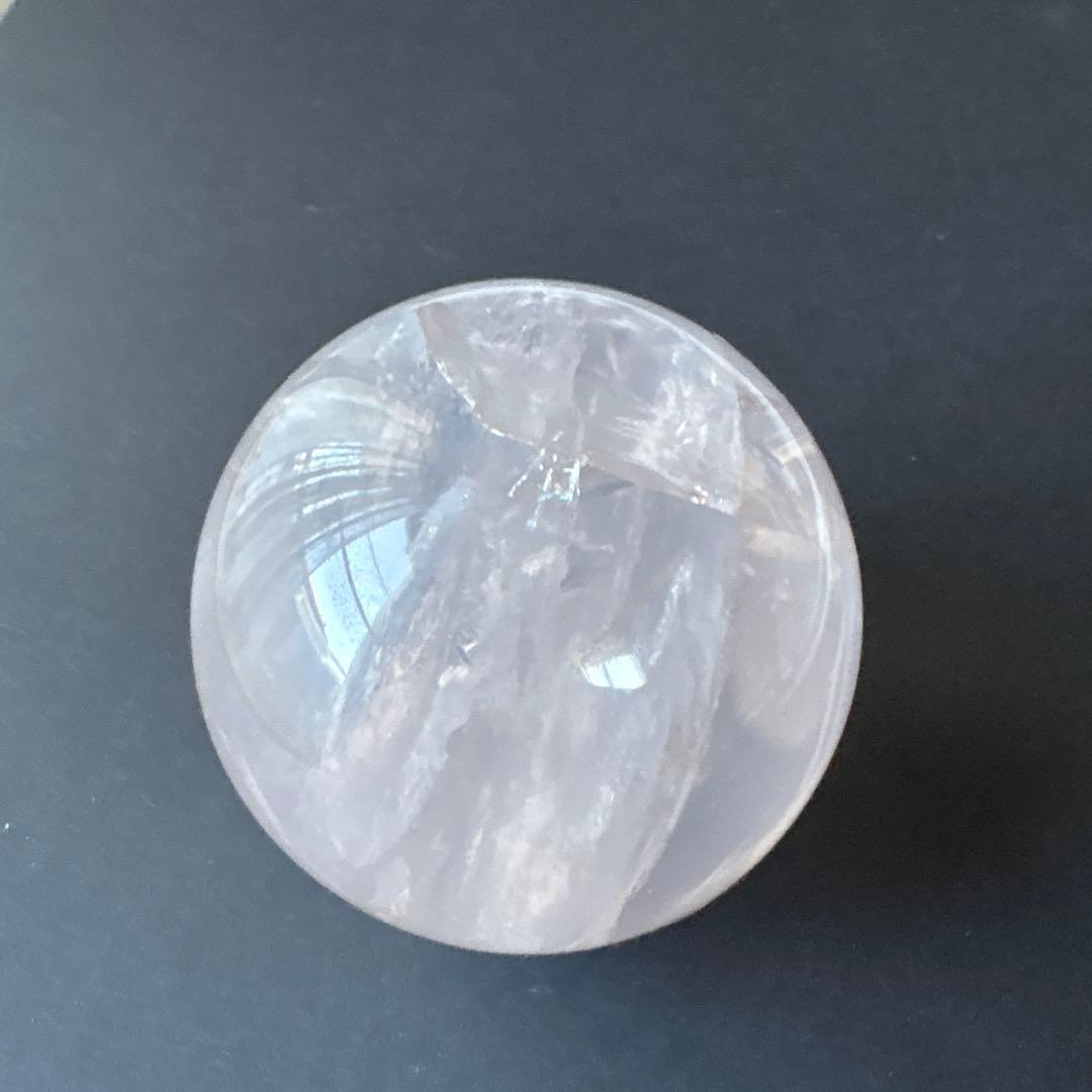 モザンビーク産　透明感！スターローズクォーツスフィア　約68.5ミリ大玉