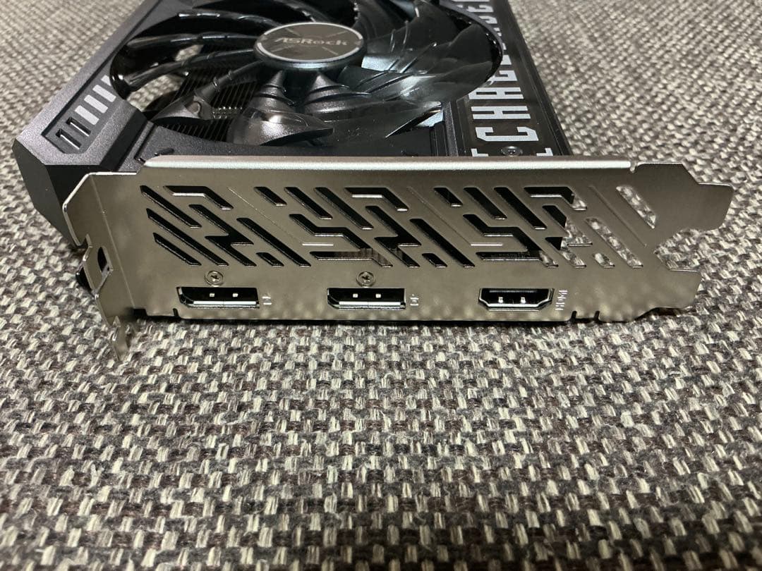 シ*ジ様 eGPU （外付GPU）RX9060XT他4点セット