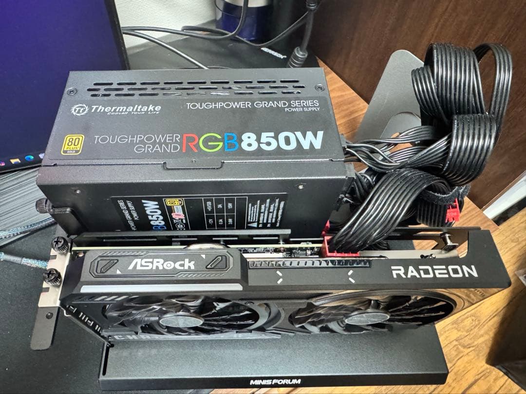 シ*ジ様 eGPU （外付GPU）RX9060XT他4点セット